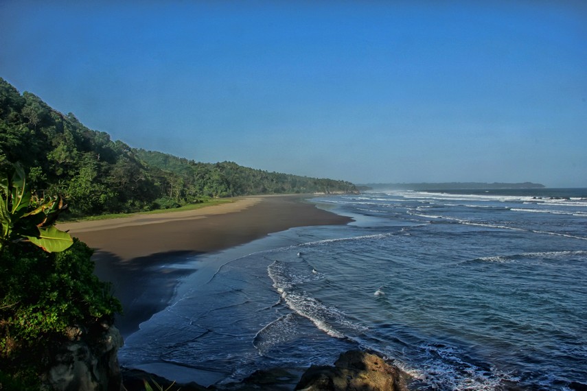pantai karang nini