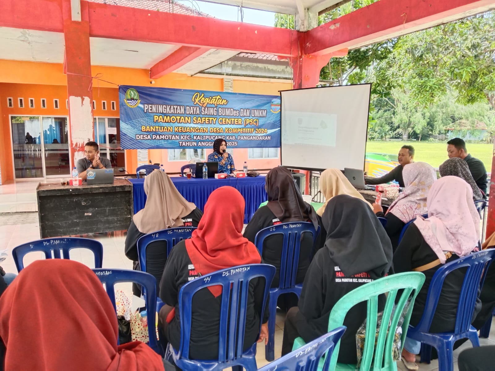 pembinaan peningkatan daya saing bumdes dan umkm desa pamotan2